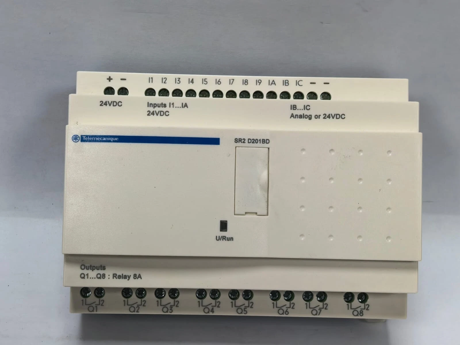 TELEMECANIQUE SR2 D201BD TELEMECANIQUE SR2 D201BD BASIC SMART RELAY 2